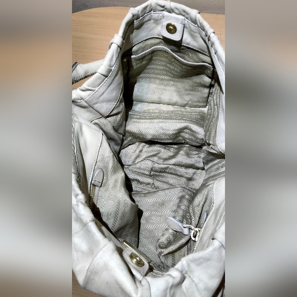 Prada Nappa Gaufre  CONCEPT HANDBAG - Picture 10 of 16